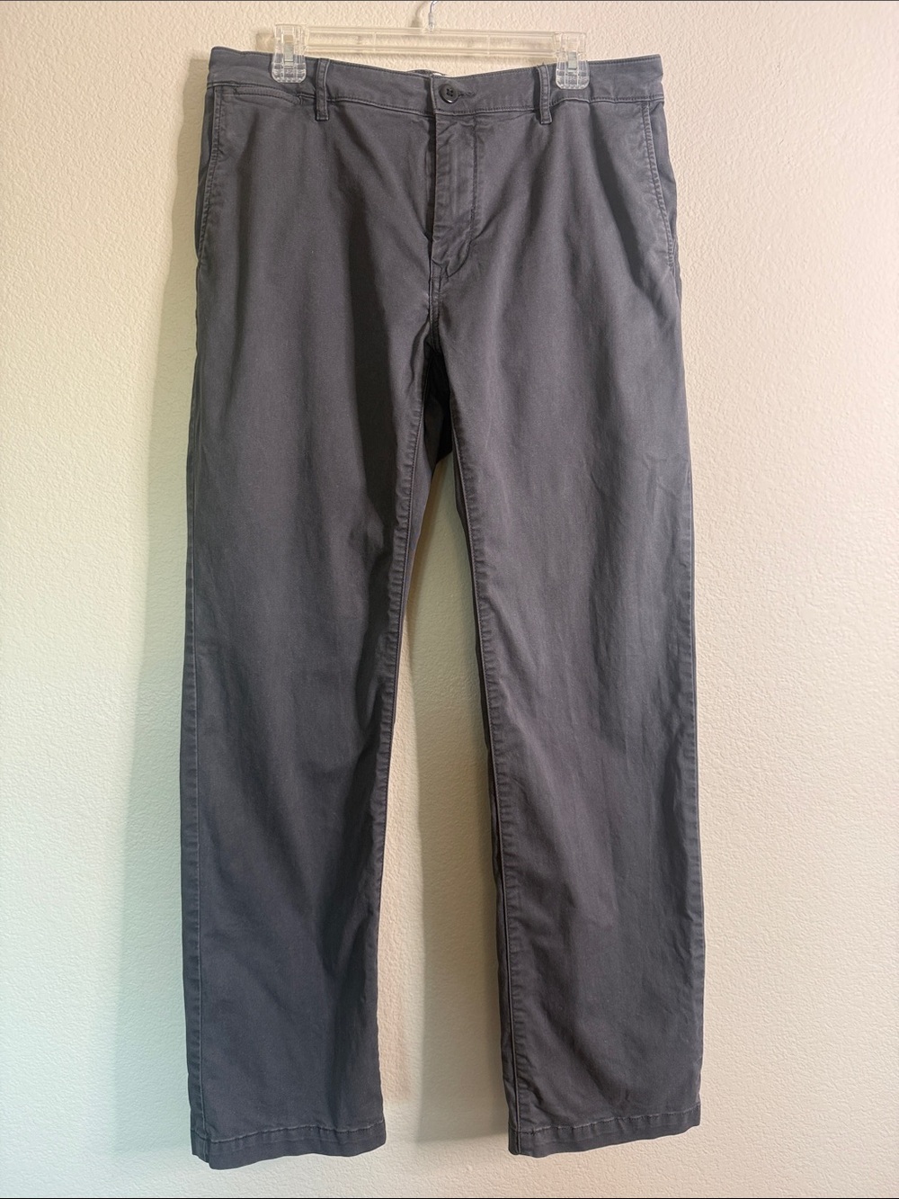 Flint and Tinder Men's Gray Straight-Leg Pants slacks 33X34